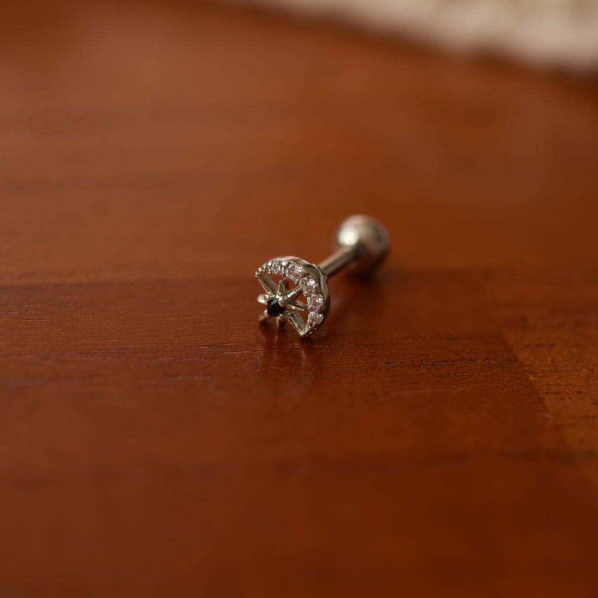 ミッドナイト・キュービック・ピアッシング Piercing 10000won