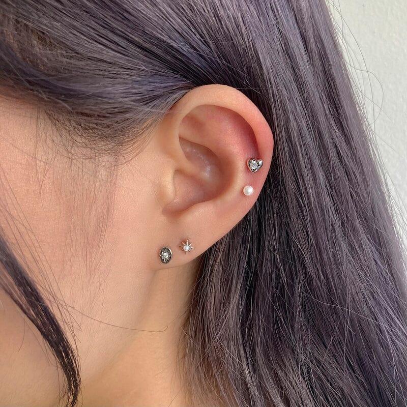 パール・イン・スパークル・スター・ピアッシング Piercing younglong-seoul