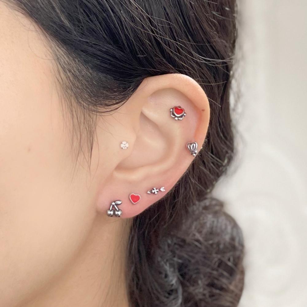 Red Antique (ピアス/ピアッシング) Piercing bling moon