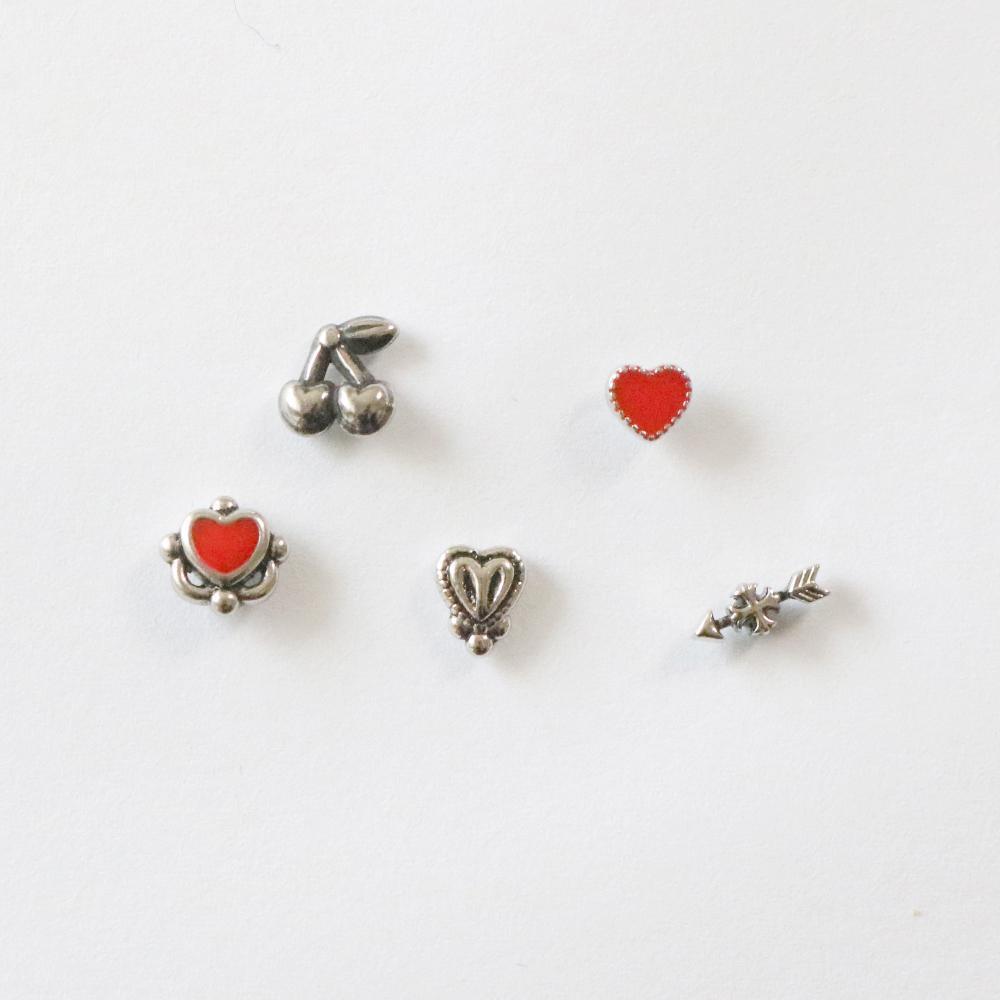 Red Antique (ピアス/ピアッシング) Piercing bling moon