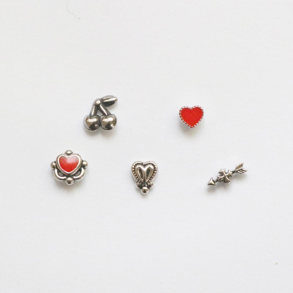 Red Antique (ピアス/ピアッシング) Piercing bling moon