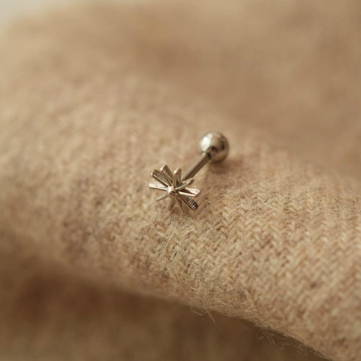 日差しタンポポ ピアッシング Piercing 10000won