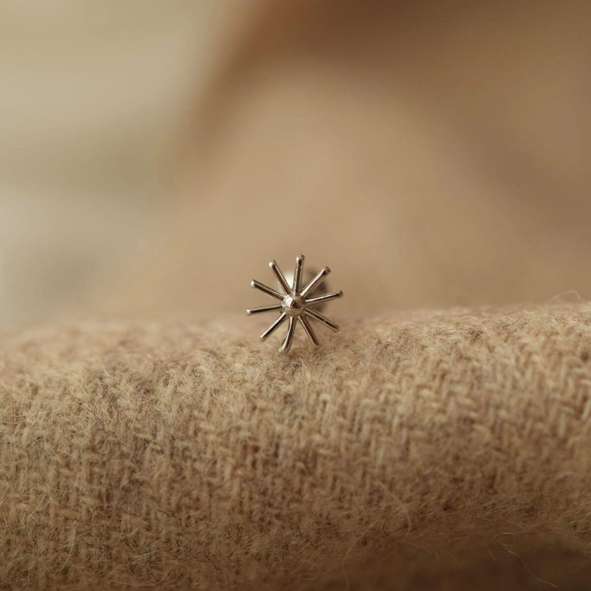 日差しタンポポ ピアッシング Piercing 10000won