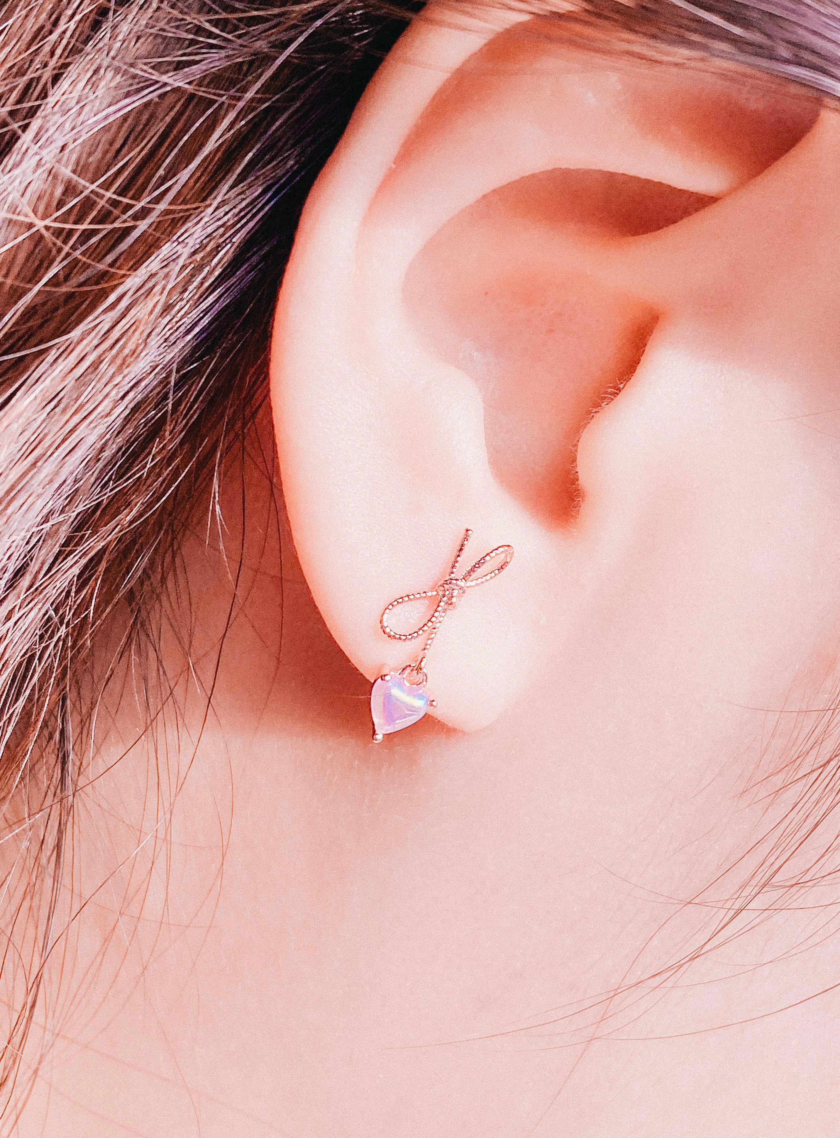 リボンココロハートピアス Earrings anything else 