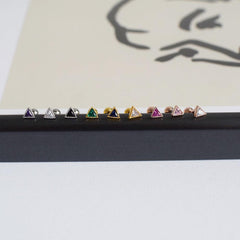 三角カラーキュービックピアッシング Piercing 10000won