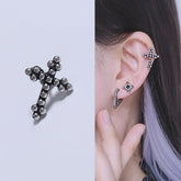 セレスアンティークドット十字架ピアッシング Piercing from lizzy