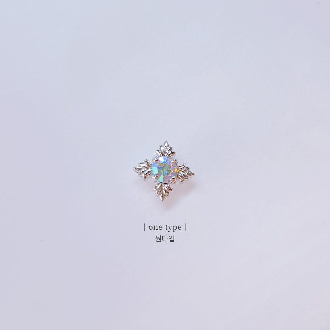 シエラ・ミニ・オーロラ・クリスタル・キュービック・ピアッシング Piercing from lizzy