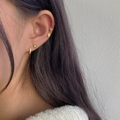 スパークル・カービング・オーバル・ピアッシング Piercing younglong-seoul