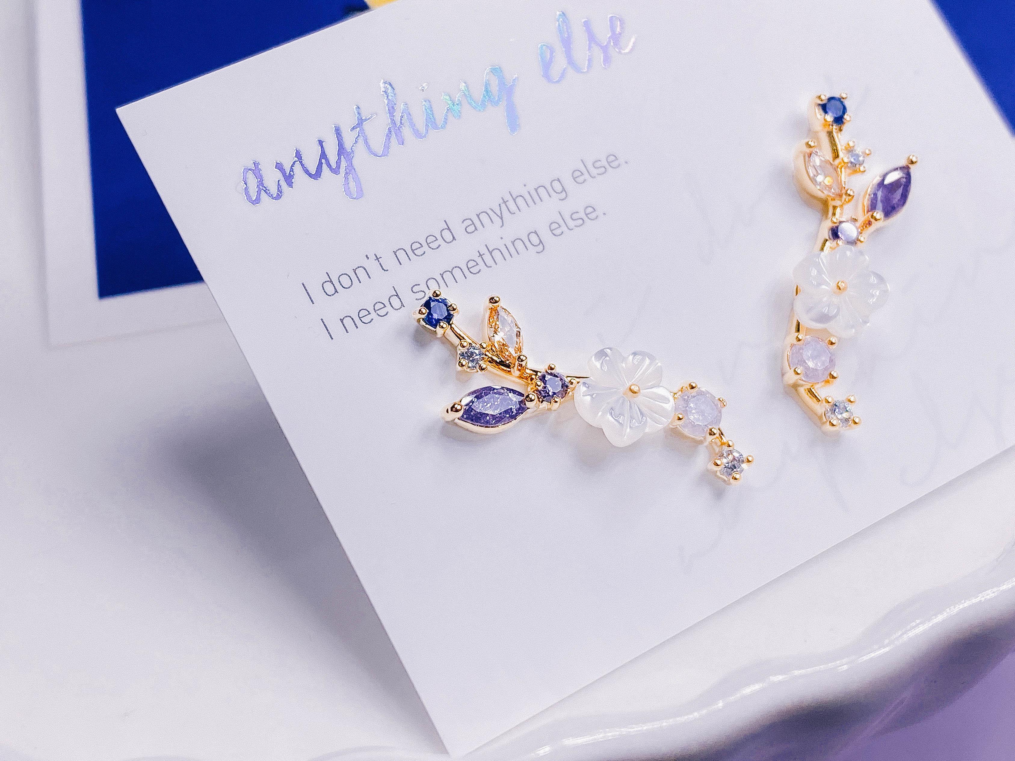 ヴァイオレットフラワーピアス Earrings anything else