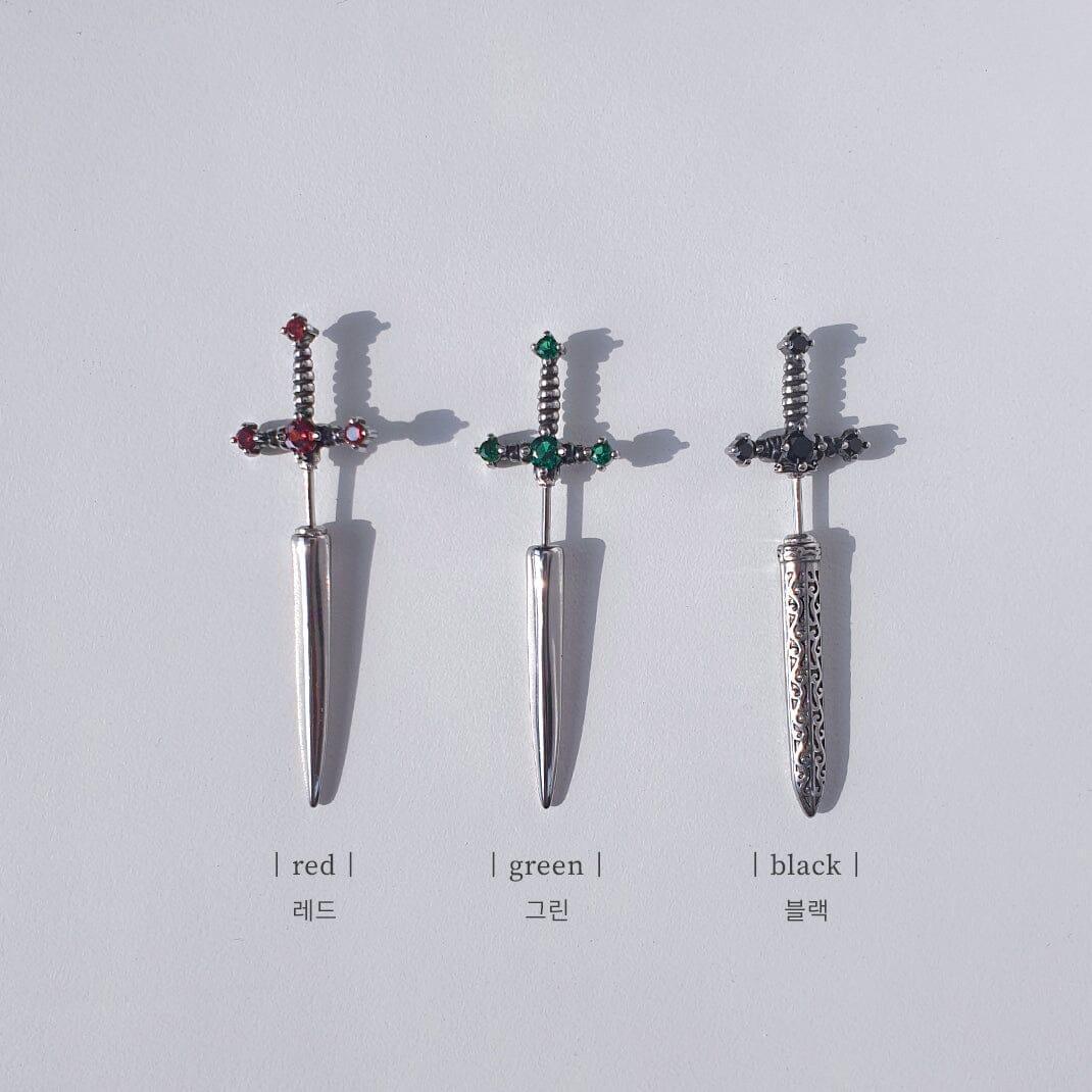 ユニーク クロス ソード ガム ピアッシング Piercing from lizzy