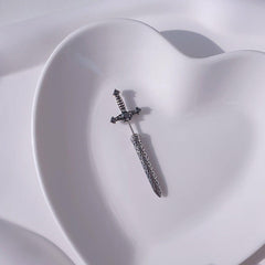 ユニーク クロス ソード ガム ピアッシング Piercing from lizzy