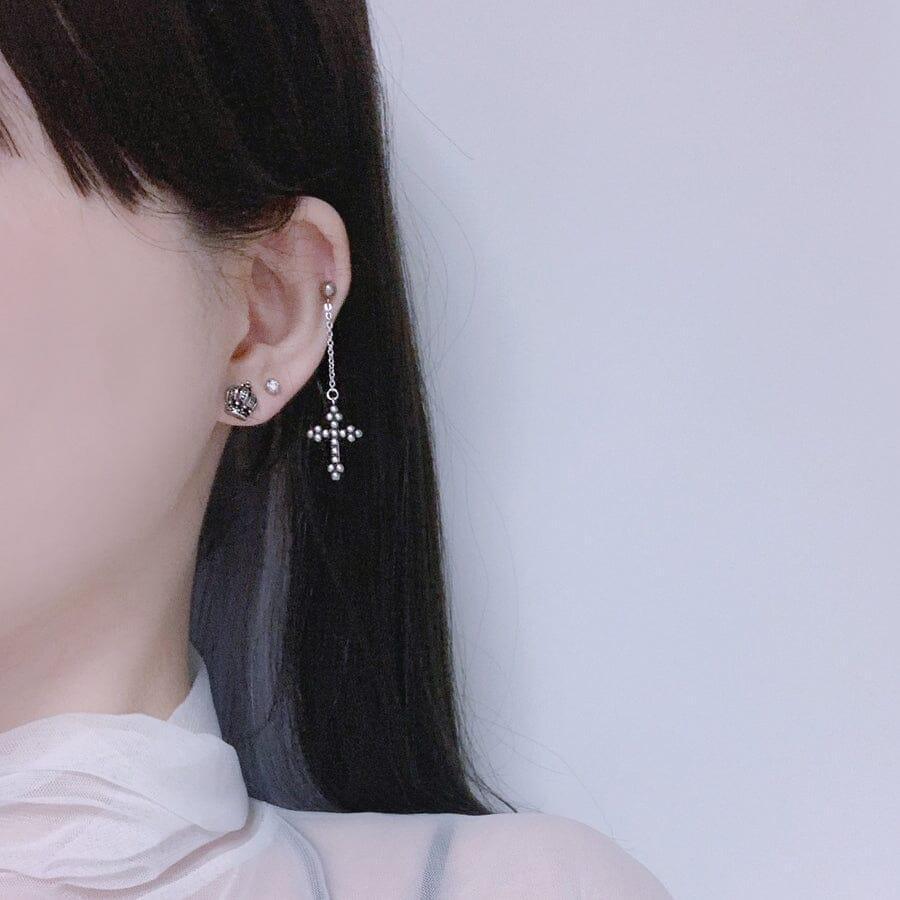 ジョアン・ドット・ボール・クロス十字架・ピアッシング Piercing from lizzy