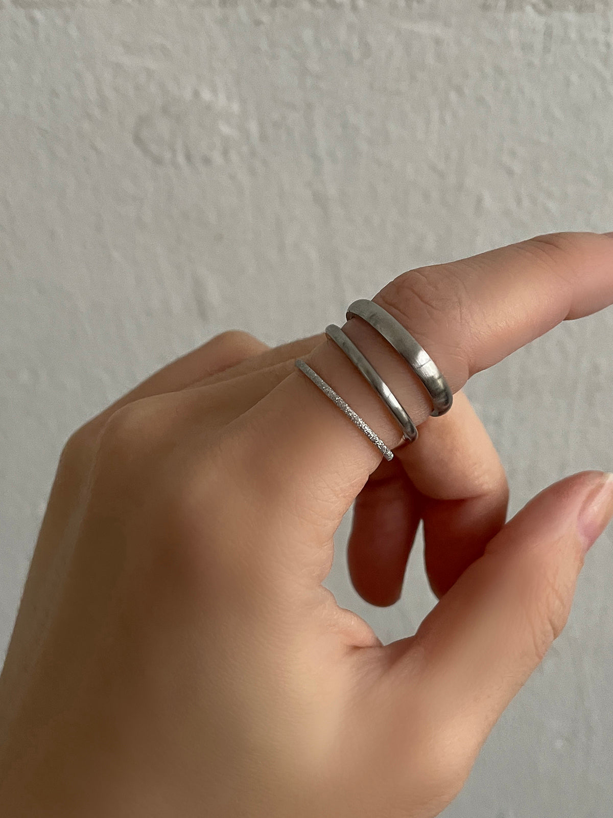 サージカル 1mm パール サンディングリング 極細 シンプル 重ね付け 指輪