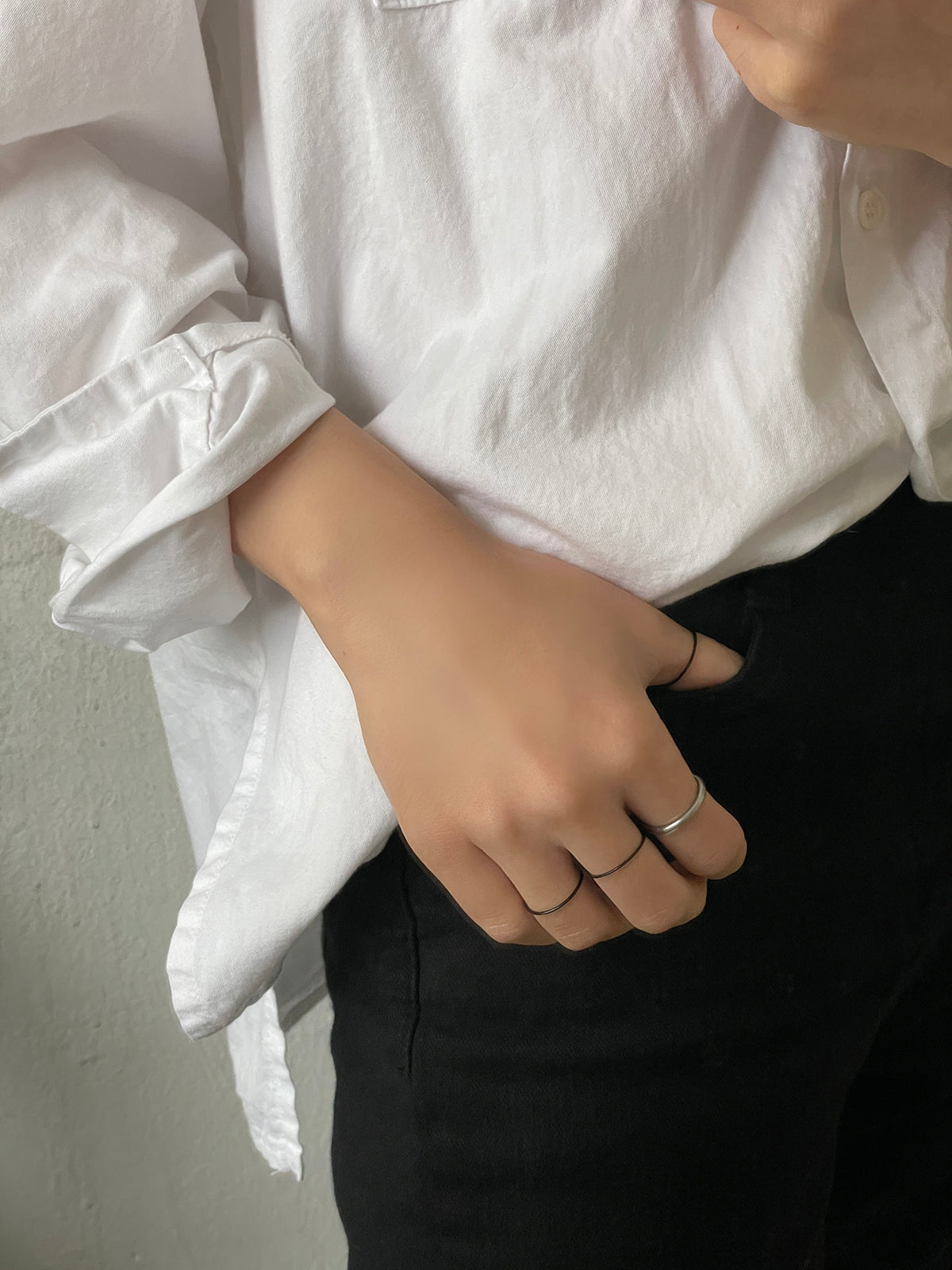 サージカル 0.5mm 極細リング 4色 重ね付け シンプル 指輪 シンプル レイヤード 指輪