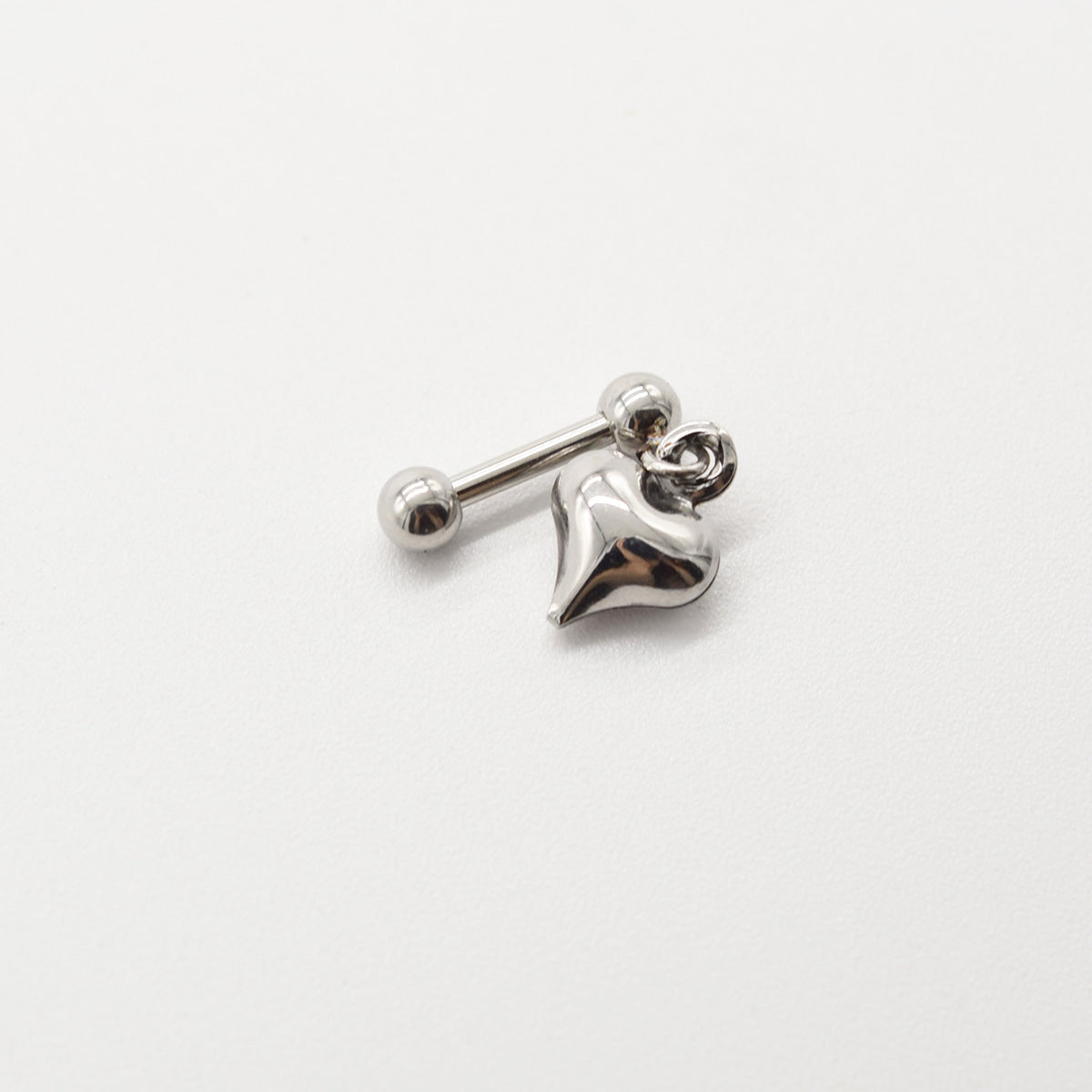 [全サージカル]ボリュームハート ドロップピアス 16G ボディピアス キャッチ made