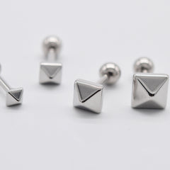 [全サージカル]スクエアスタッズ バーベルピアス 16G ピラミッドスタイル バーベルピアス 316L
