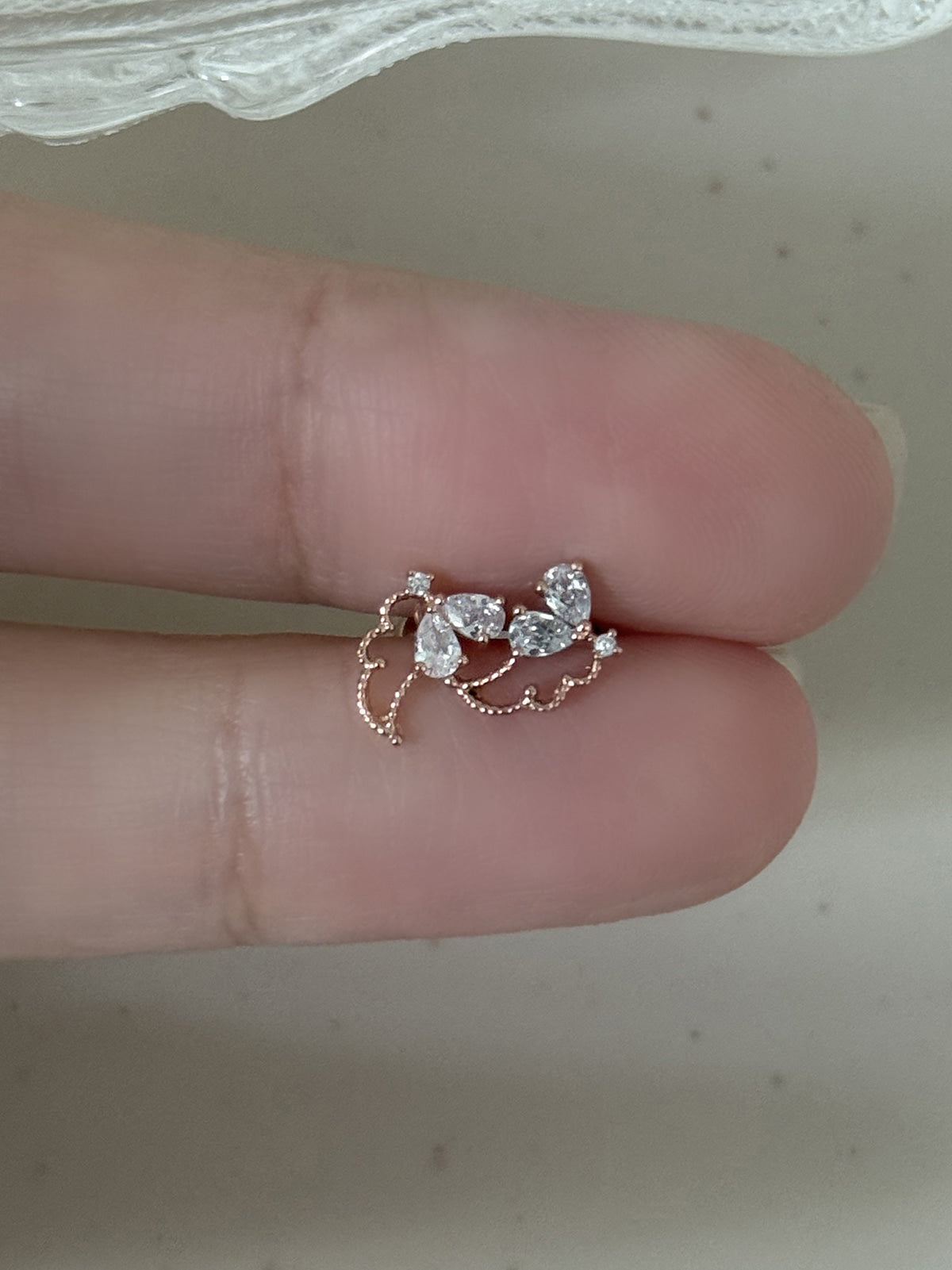 [ผ่าตัด] ริบบิ้นมินิโฟลว์ (3 สี) 16G เจาะร่างกาย เจาะหลัง เจาะกระดูกอ่อน 