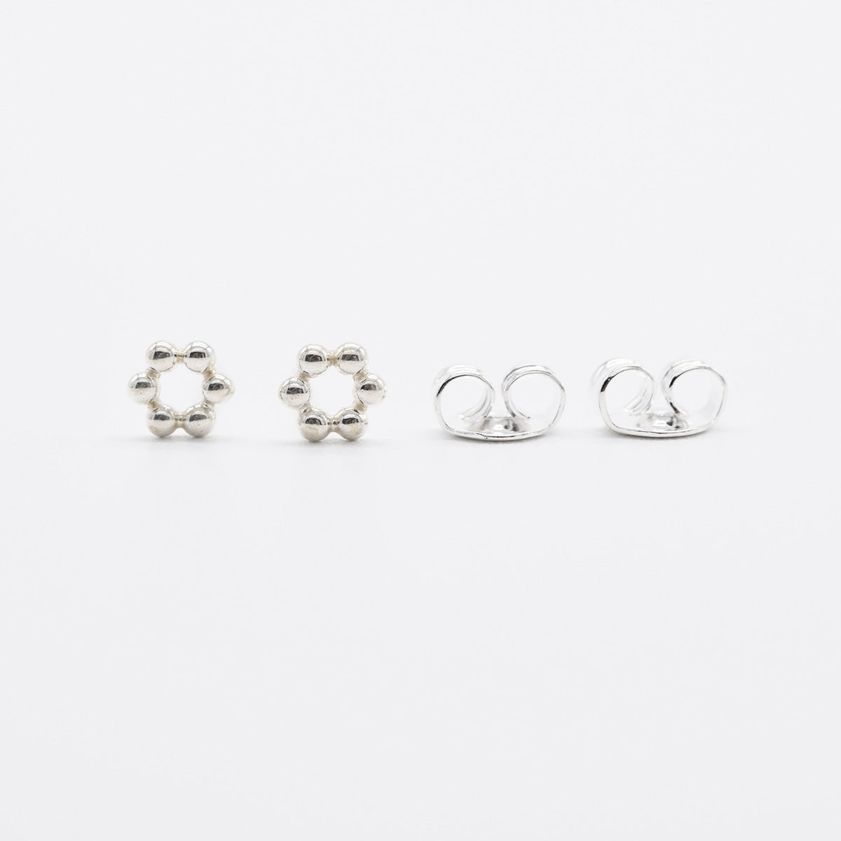 [925 Silver]つぶつぶ フラワーピアス (2Color) ミニボール 両耳用