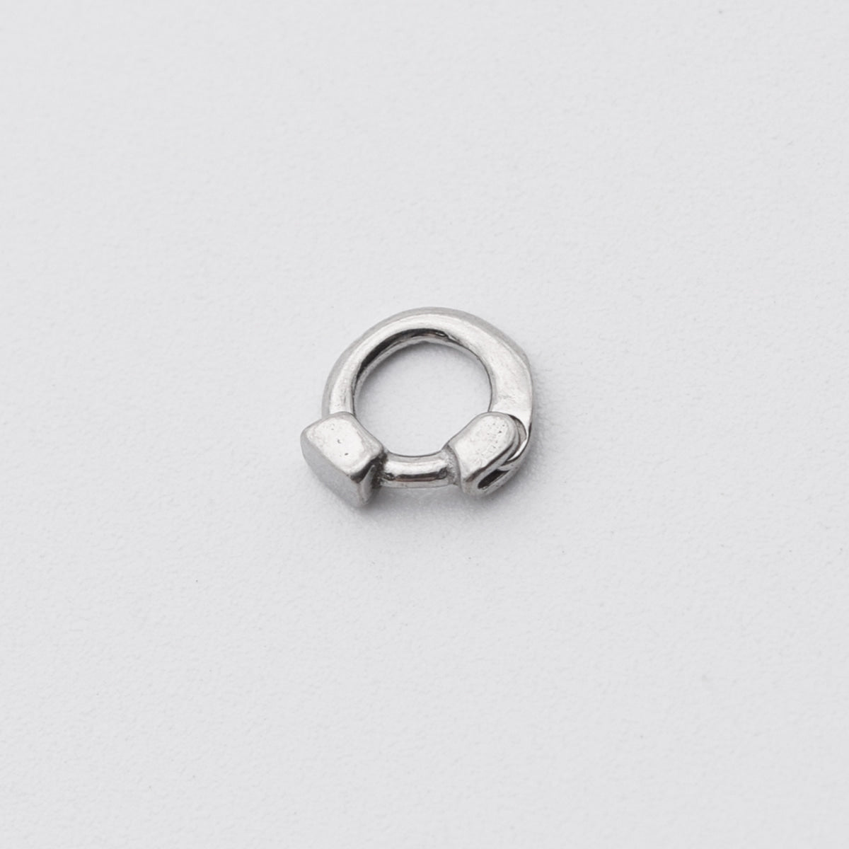 [全サージカル] プチ ヘリックス ワンタッチ フープピアス 18G 内径約3.6mm