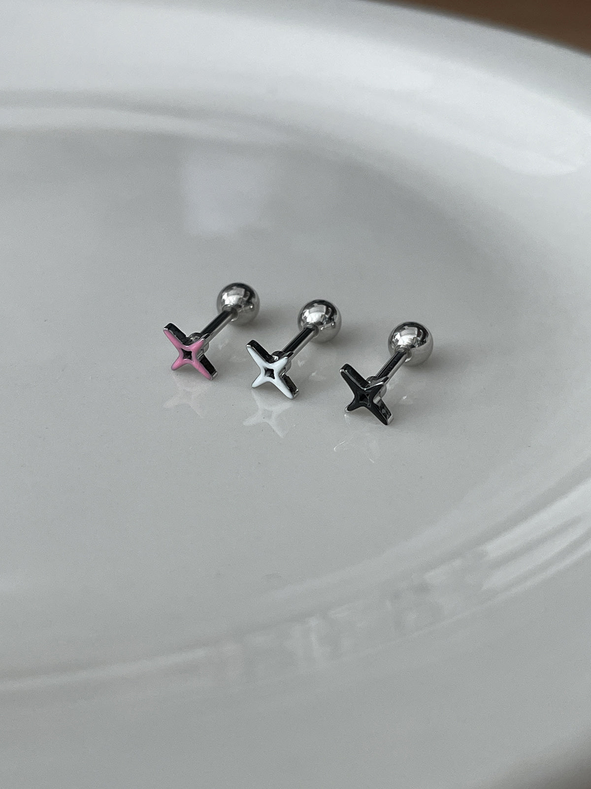 [全サージカル]シンカラーライン スピリット スターバーベル (3Color) 16G ボディピアス キャッチ