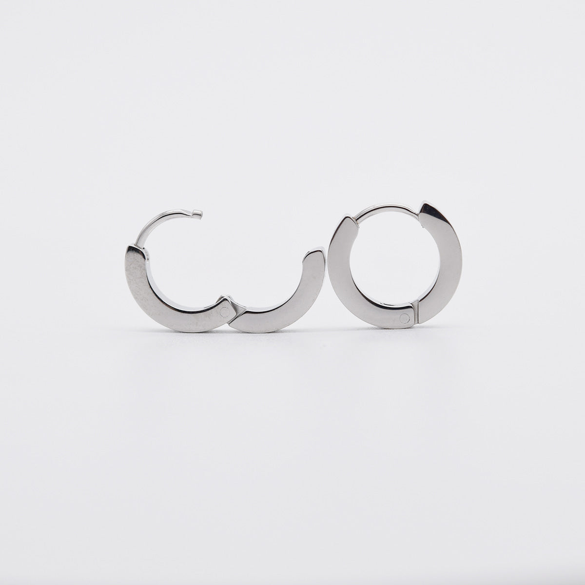 [全サージカル]フラットワンタッチリングピアス ボールドフラット シンプル厚み