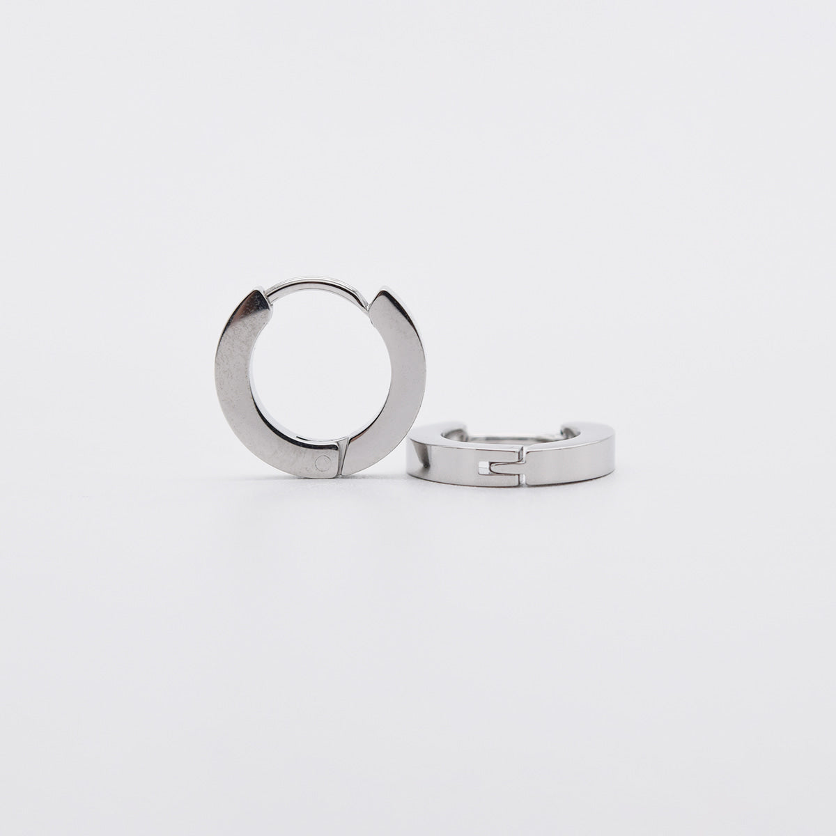 [全サージカル]フラットワンタッチリングピアス ボールドフラット シンプル厚み