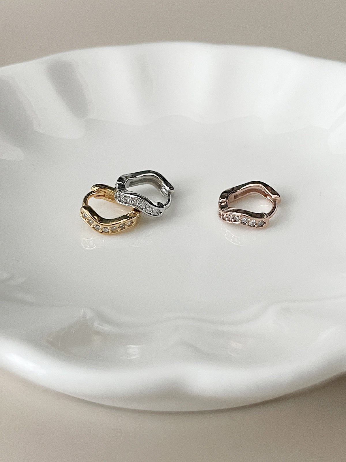 [Surgical] Mini Flow Ribbon (3 Colors) 16G Body Piercing Back Piercing Cartilage Piercing 