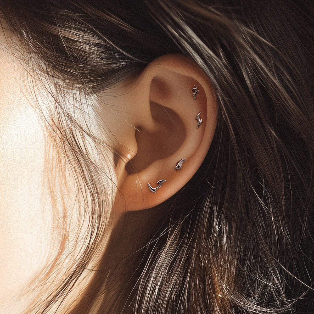 [サージカル]ミニマルカーブ カオス バーベルピアス (4Type) 16G カーブデザイン ピアス  軟骨ピアス