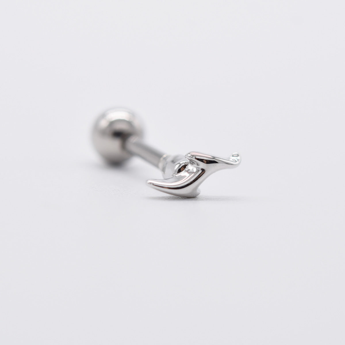 [サージカル]ミニマルカーブ カオス バーベルピアス (4Type) 16G カーブデザイン ピアス  軟骨ピアス