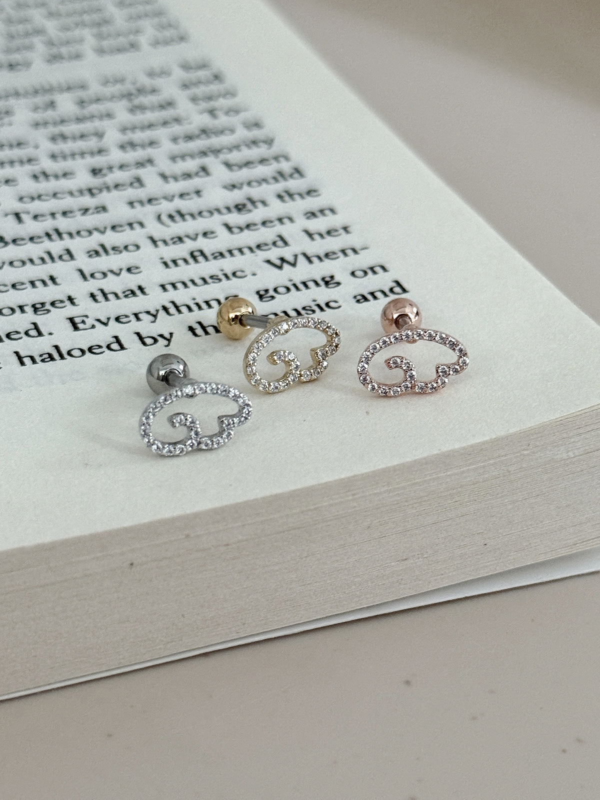 [ผ่าตัด] ริบบิ้นมินิโฟลว์ (3 สี) 16G เจาะร่างกาย เจาะหลัง เจาะกระดูกอ่อน 