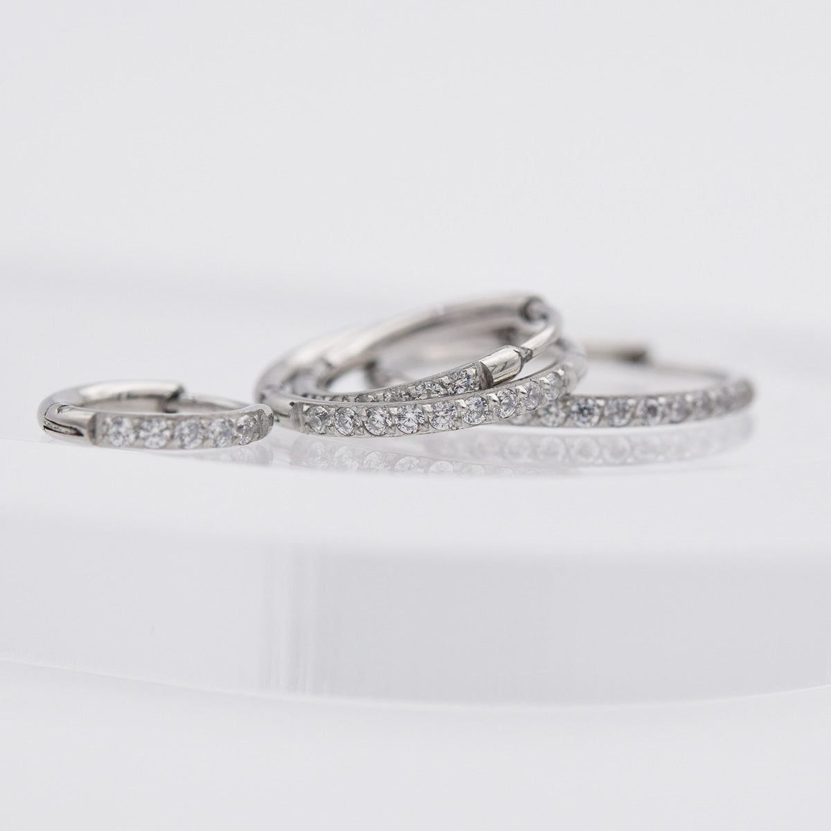 [ผ่าตัด] ริบบิ้นมินิโฟลว์ (3 สี) 16G เจาะร่างกาย เจาะหลัง เจาะกระดูกอ่อน 