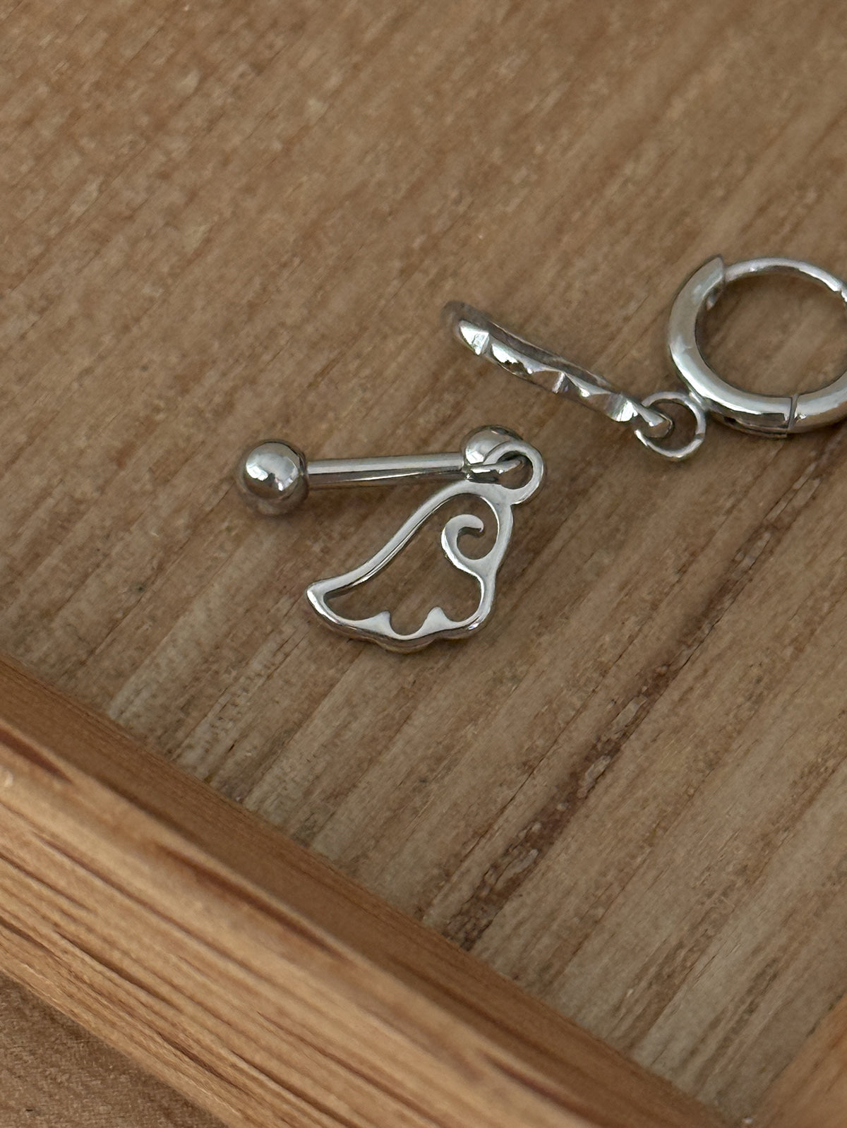 [ผ่าตัด] ริบบิ้นมินิโฟลว์ (3 สี) 16G เจาะร่างกาย เจาะหลัง เจาะกระดูกอ่อน 