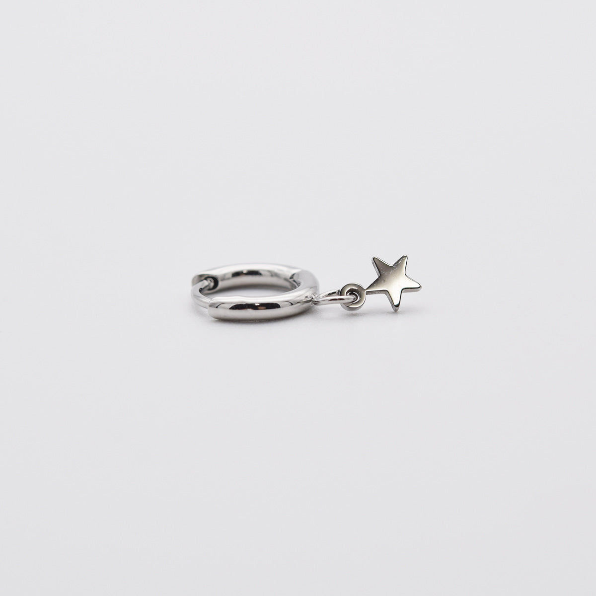 [全サージカル]揺れるミニスターリングピアス キャッチ made