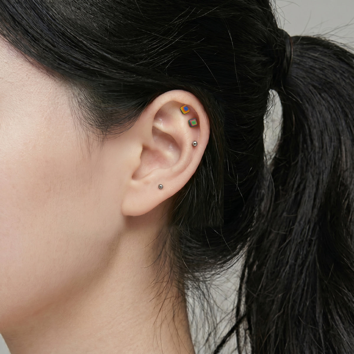 [サージカル] カラフル ピラミッド バーベルピアス 16G ボディピアス (2Color)