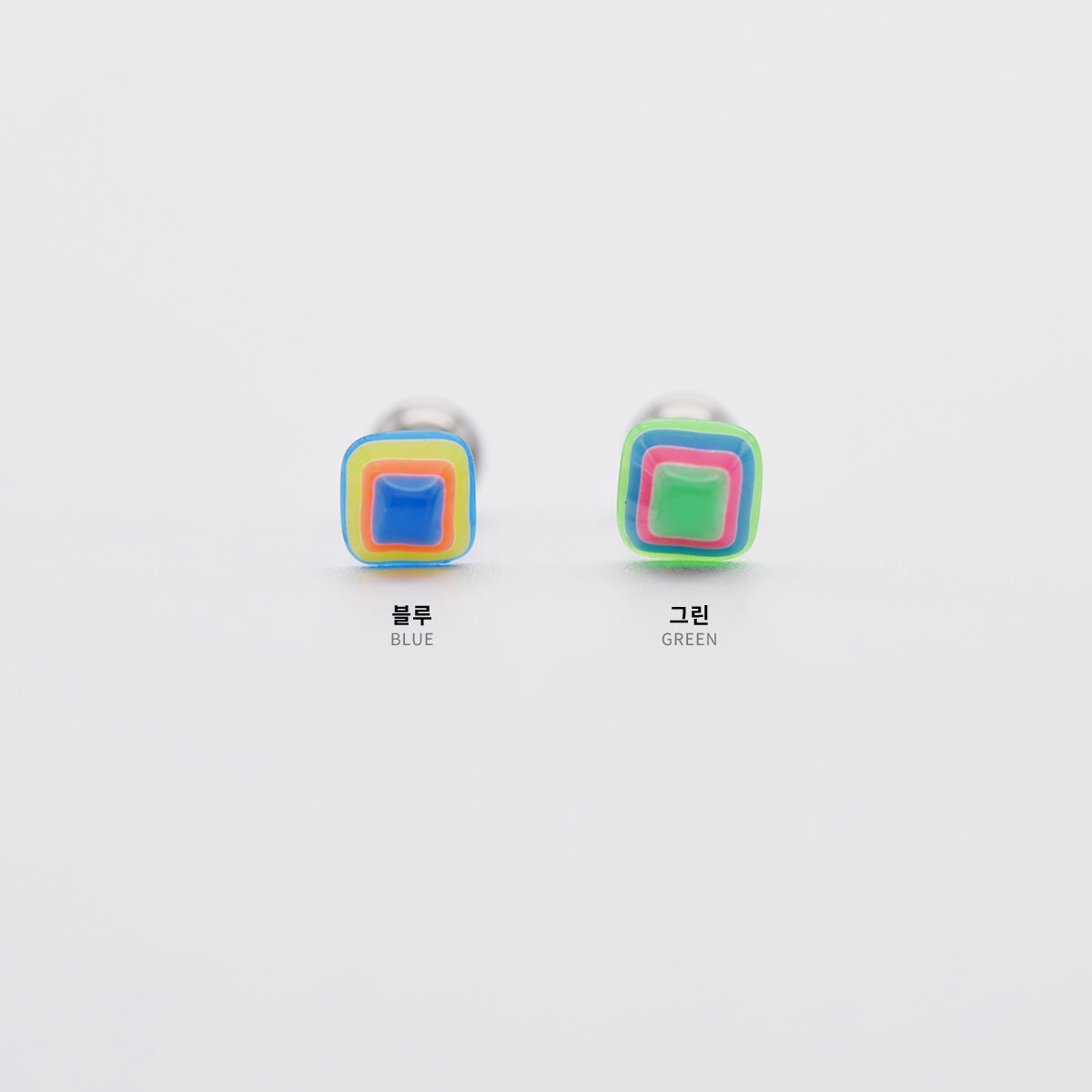 [サージカル] カラフル ピラミッド バーベルピアス 16G ボディピアス (2Color)