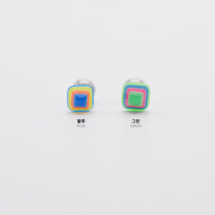 [サージカル] カラフル ピラミッド バーベルピアス 16G ボディピアス (2Color)