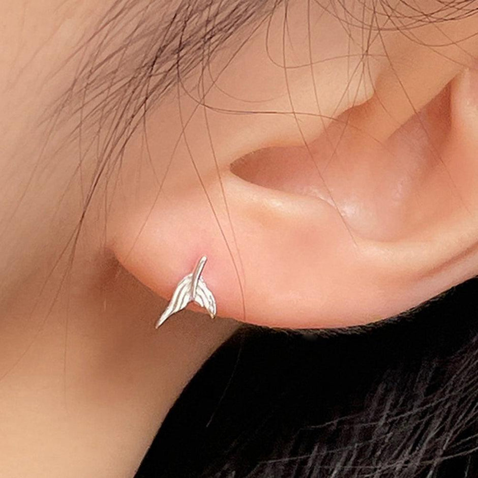 ボディピアス くま 16G 軟骨 ベア ハート ジュエル サージカルステンレス 片耳用 金属アレルギー対応