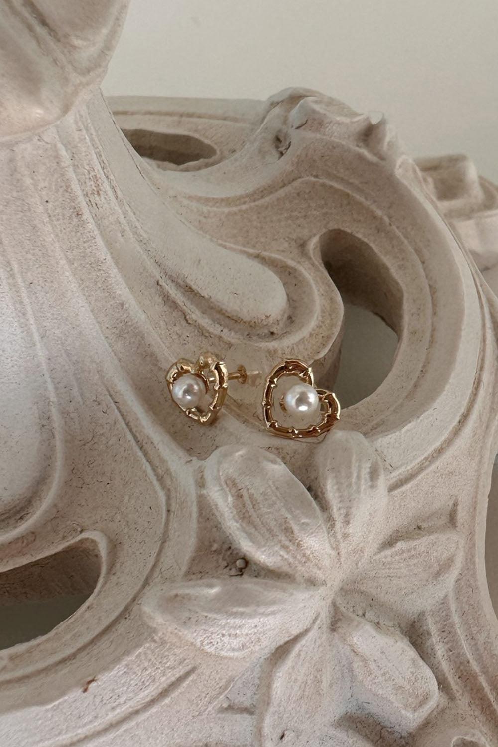 14k pearl in heart earrings (1 pair) - 4MiLi (フォーミリ)