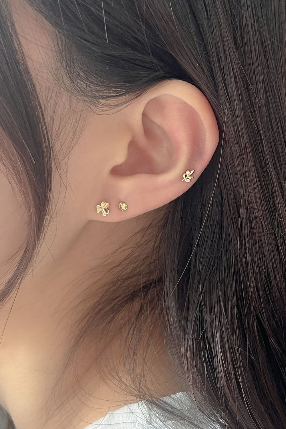 14k leaf cubic piercing 21G