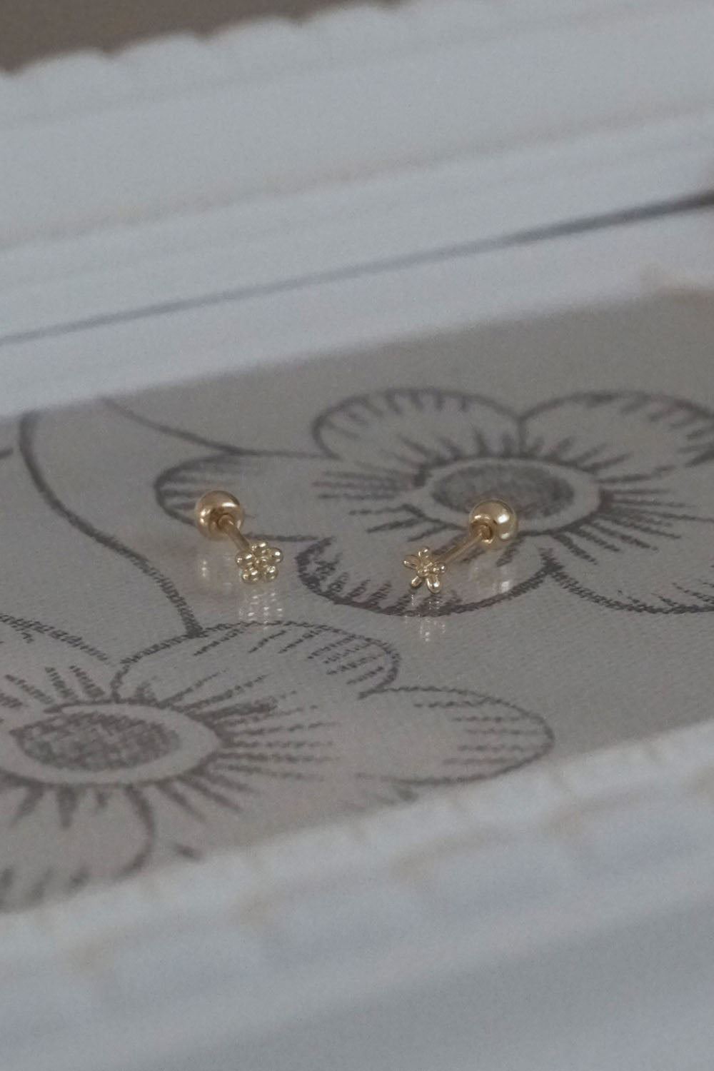 14k petit flower piercing (2type) 21G