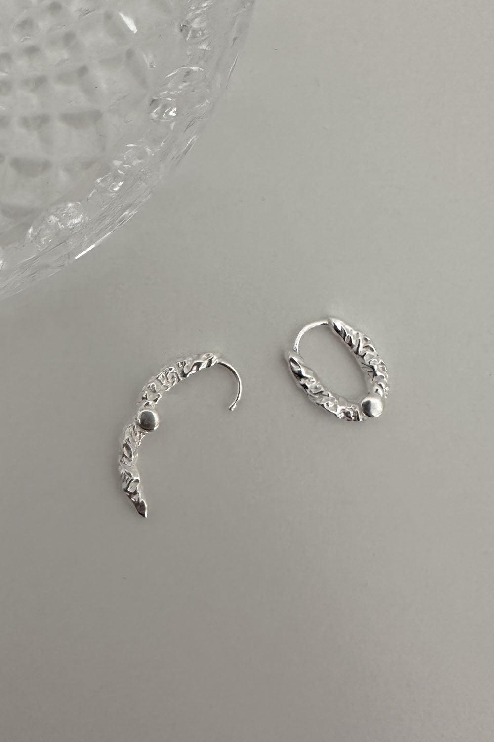 silver925 crumple one touch ring earrings (2color) - 4MiLi (フォーミリ)