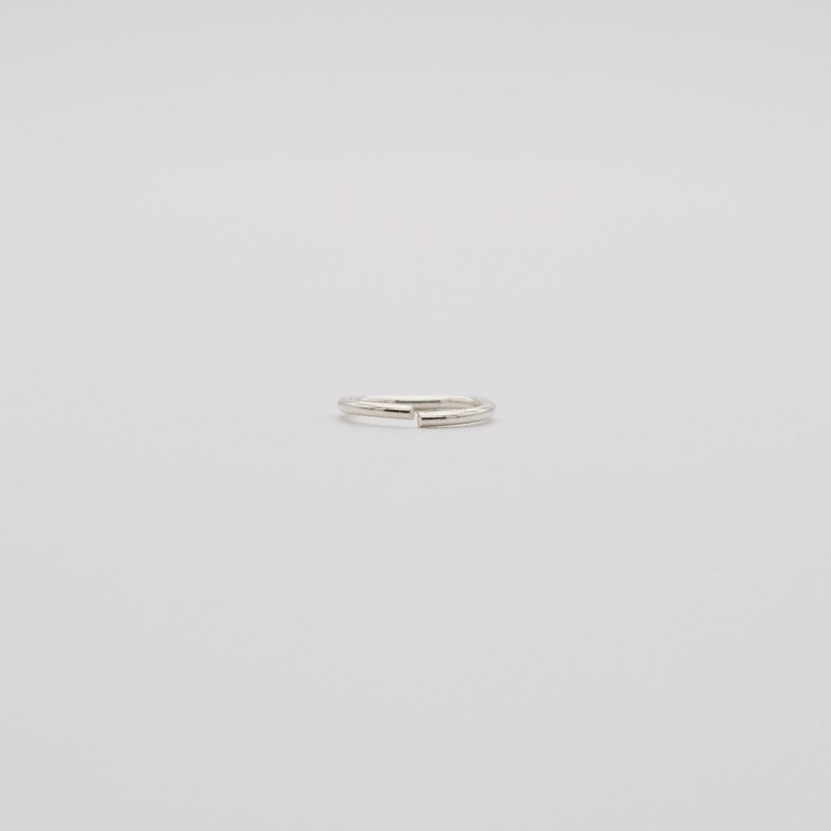 [925 Silver]0.7mm超スリムシーリング ピアス (3 Size) - 4MiLi (フォーミリ)