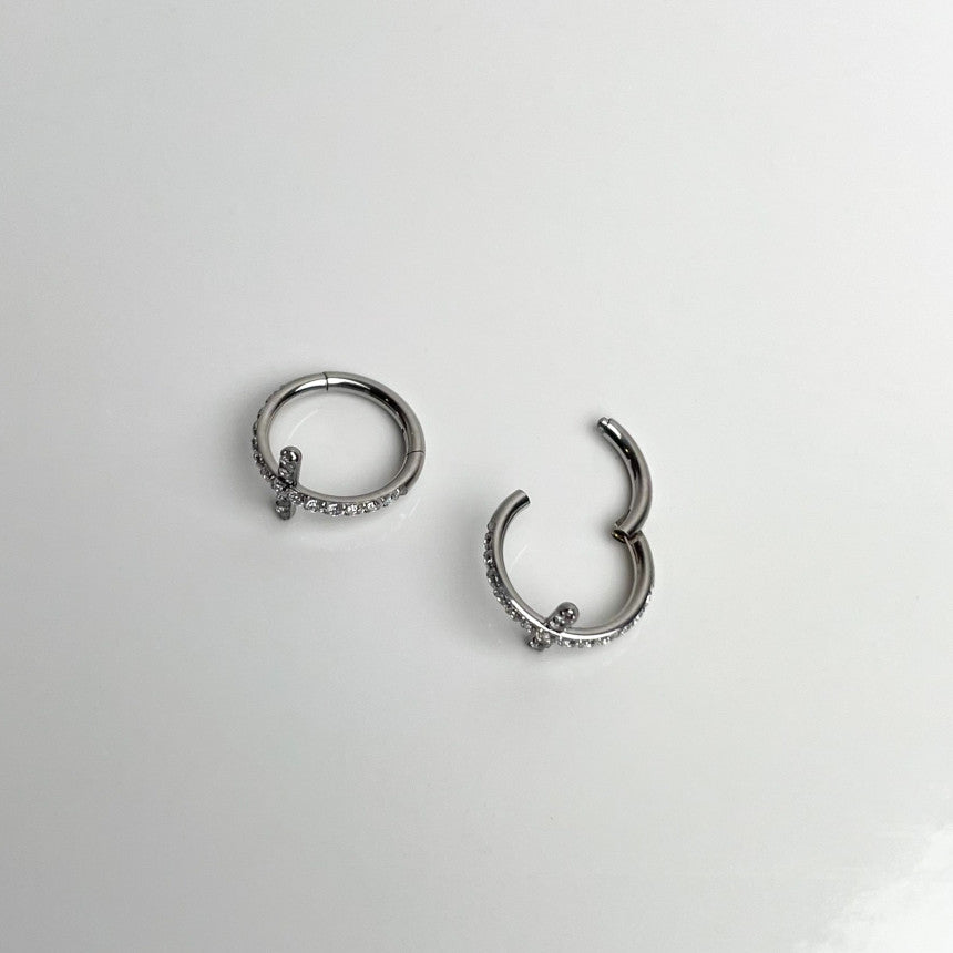 【リップピアス】キュービッククロス セグメントリング オールサージカルステンレス (4 Size) 唇ピアス ボディピアス 16G