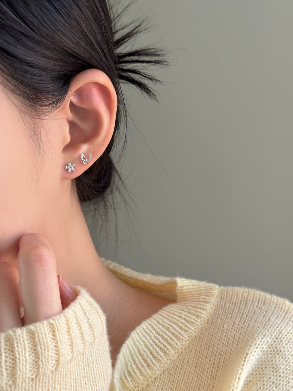 [サージカル]ワルツ バタフライ＆フラワー ピアス / 2タイプ / 2カラー / フラワーキュービック デイリー ポイント 春夏 シンプル