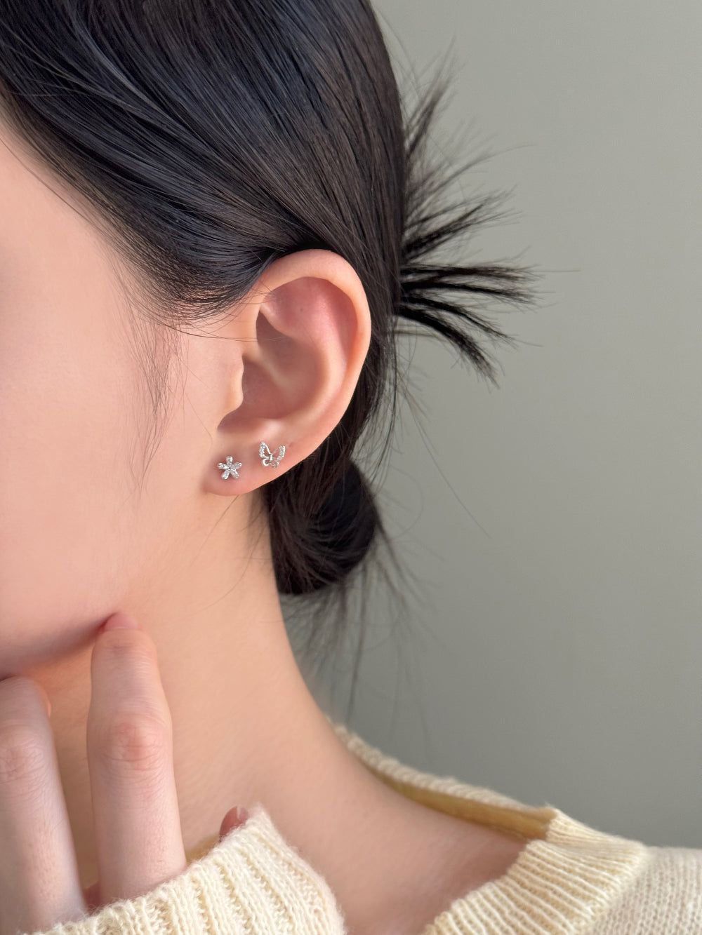 [サージカル]ワルツ バタフライ＆フラワー ピアス / 2タイプ / 2カラー / フラワーキュービック デイリー ポイント 春夏 シンプル