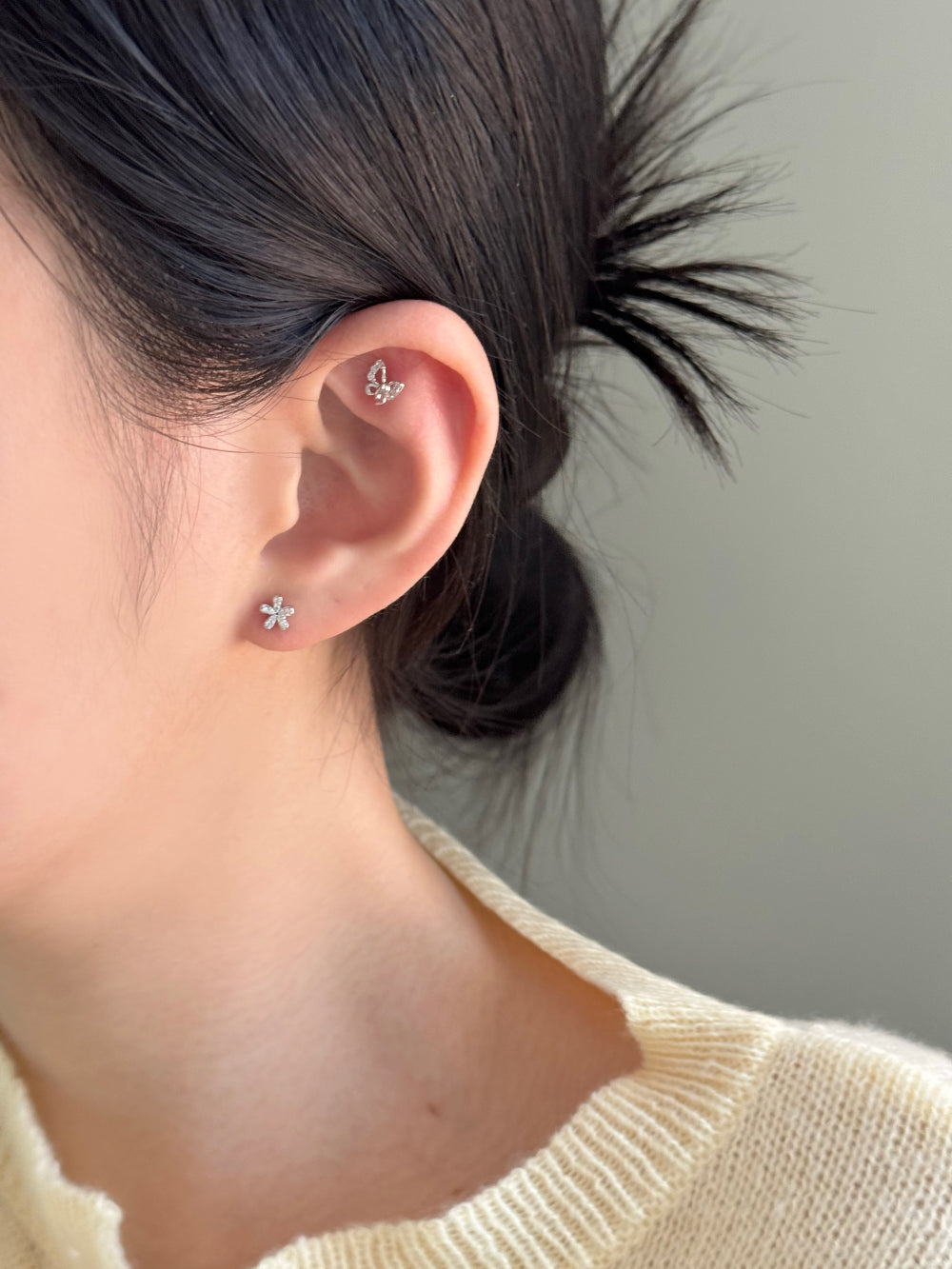 [サージカル]ワルツ バタフライ＆フラワー ピアス / 2タイプ / 2カラー / フラワーキュービック デイリー ポイント 春夏 シンプル