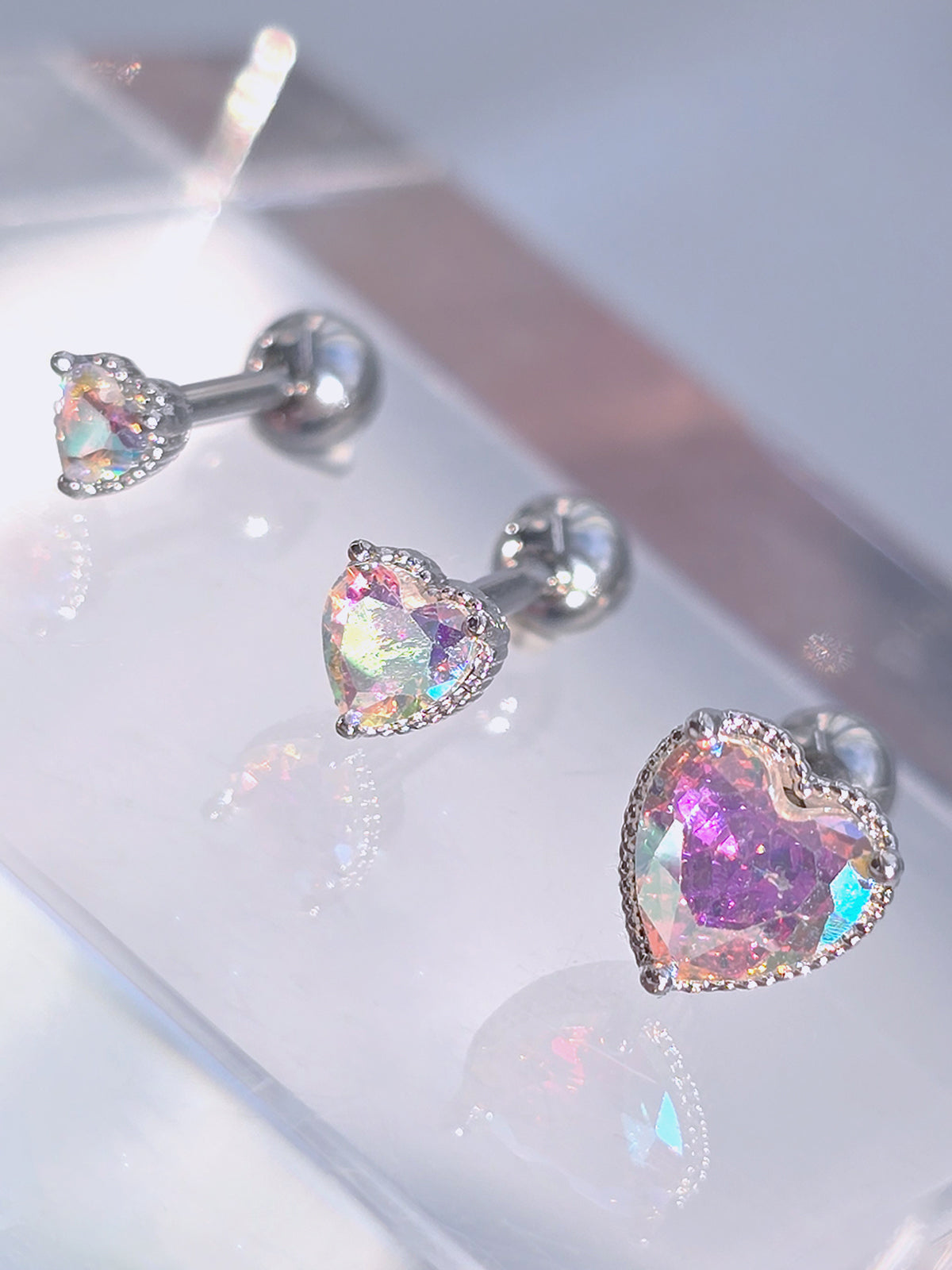 [サージカル]オーロラ クリスタルAB ハートジュエル ボディピアス (3 Size) 16G