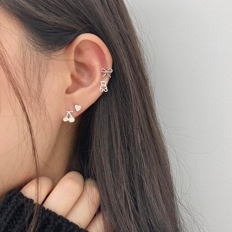 [925 Silver]ノーテッド リボン ピアス 18G ボディピアス キャッチ ピアッシング