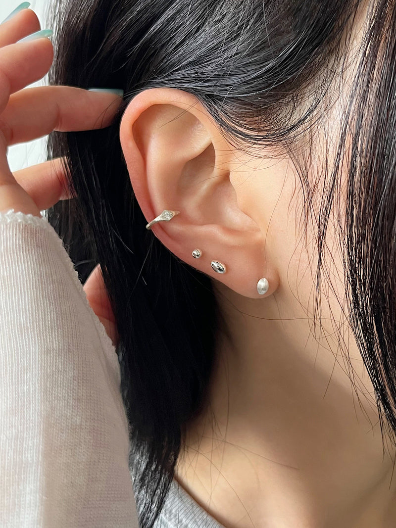 [925 Silver]オーバル ビーン 豆 ピアス (2Type) 18G ボディピアス キャッチ ピアッシング