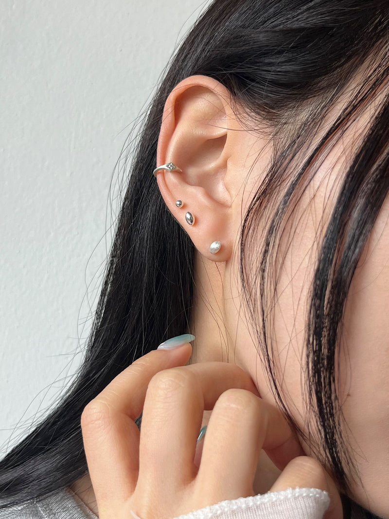 [925 Silver]オーバル ビーン 豆 ピアス (2Type) 18G ボディピアス キャッチ ピアッシング